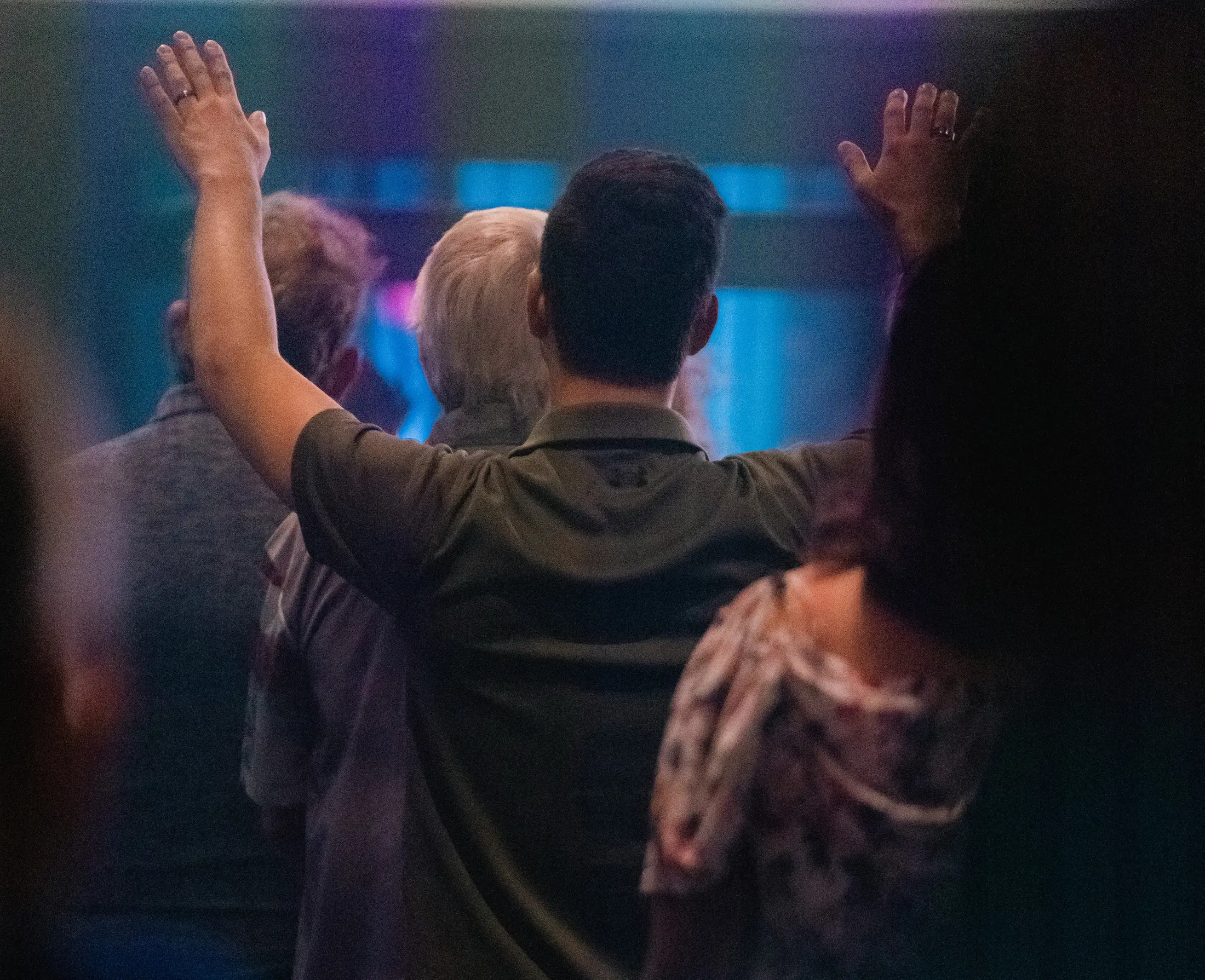 People worshiping together at Stateline Church